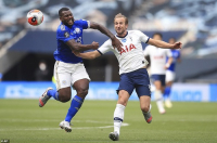 Tottenham 3-0 Leicester: Mourinho “tri ân” Man United và Chelsea