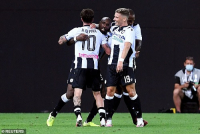 Juventus 1-2 Udinese: Bà Đầm Già lỡ cơ hội vô địch sớm